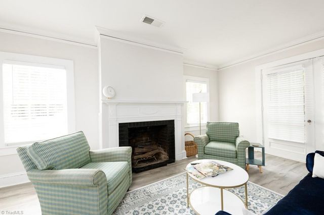 208 Leftwich Street Cottage, Greensboro, NC 27401