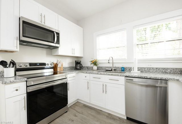 208 Leftwich Street Cottage, Greensboro, NC 27401