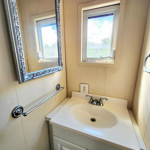 15 Indigo Lane, Port St. Lucie, FL 34952