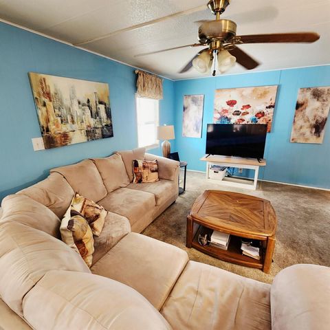 15 Indigo Lane, Port St. Lucie, FL 34952