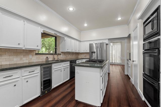 1214 Emerald Green Lane, Houston, TX 77094