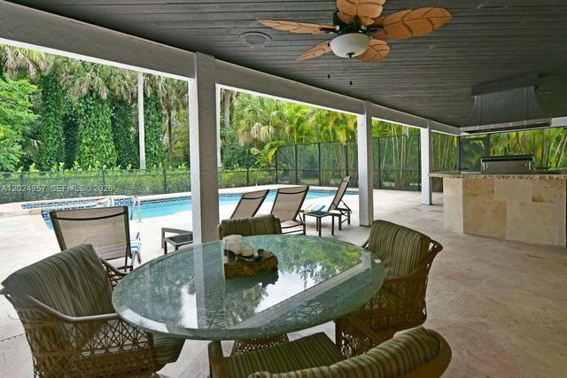 13353 Doubletree Circle, Wellington, FL 33414