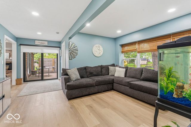 939 Elmwood Circle, Noblesville, IN 46062