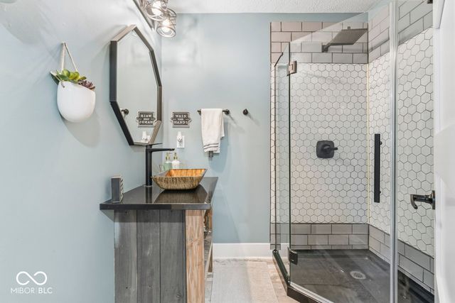 939 Elmwood Circle, Noblesville, IN 46062