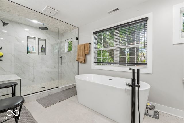 939 Elmwood Circle, Noblesville, IN 46062
