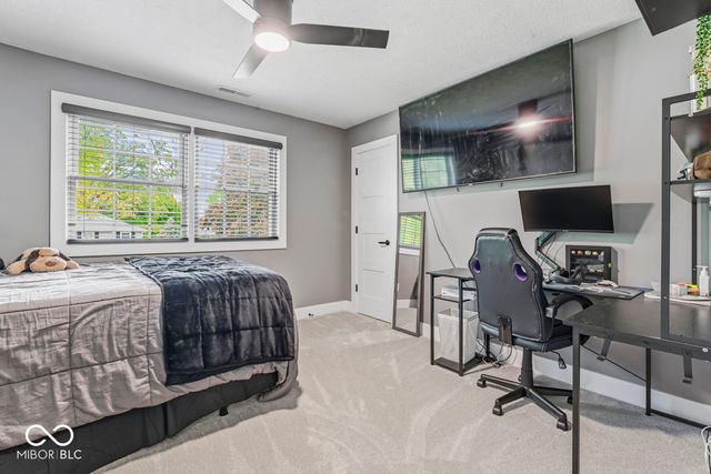 939 Elmwood Circle, Noblesville, IN 46062