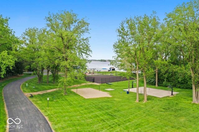939 Elmwood Circle, Noblesville, IN 46062