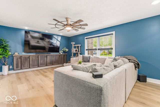 939 Elmwood Circle, Noblesville, IN 46062