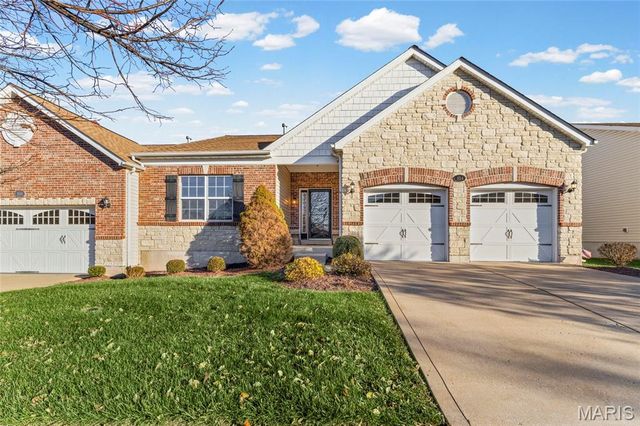 104 Amiot Court, Chesterfield, MO 63146