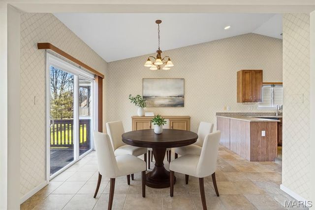 104 Amiot Court, Chesterfield, MO 63146