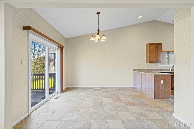 104 Amiot Court, Chesterfield, MO 63146