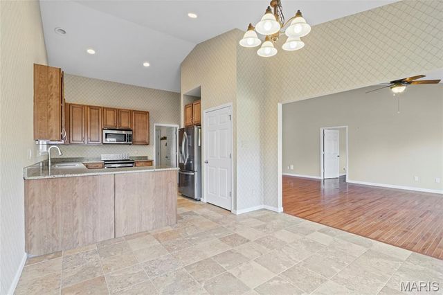 104 Amiot Court, Chesterfield, MO 63146