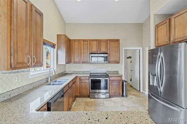 104 Amiot Court, Chesterfield, MO 63146