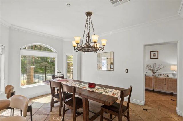 9369 Hillrose, Sunland, CA 91040