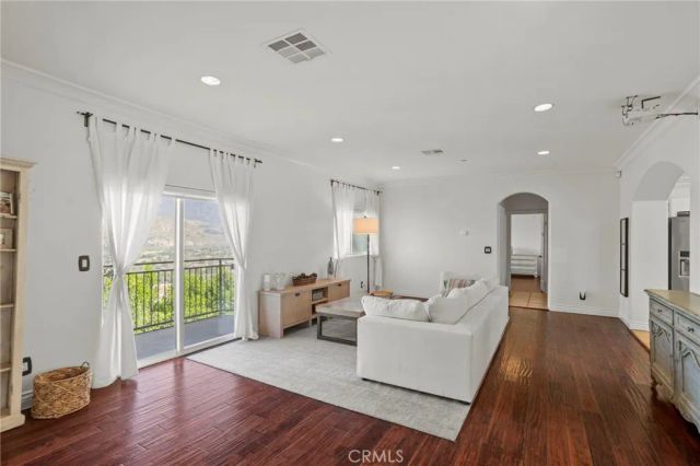 9369 Hillrose, Sunland, CA 91040