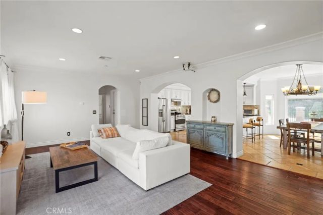 9369 Hillrose, Sunland, CA 91040