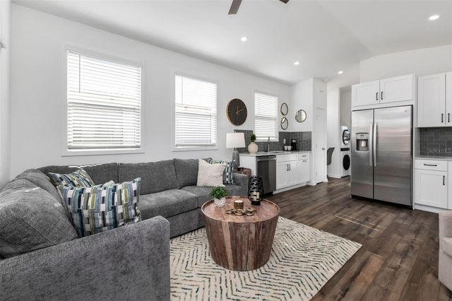 6165 TALON BAY DRIVE 140, North Port, FL 34287