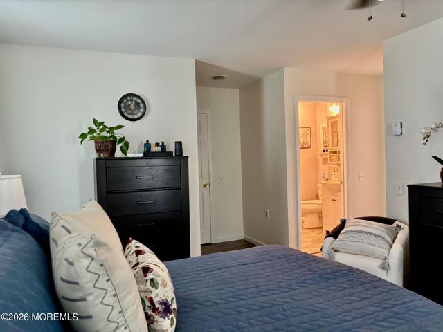11 Amesbury Road E, Whiting, NJ 08759
