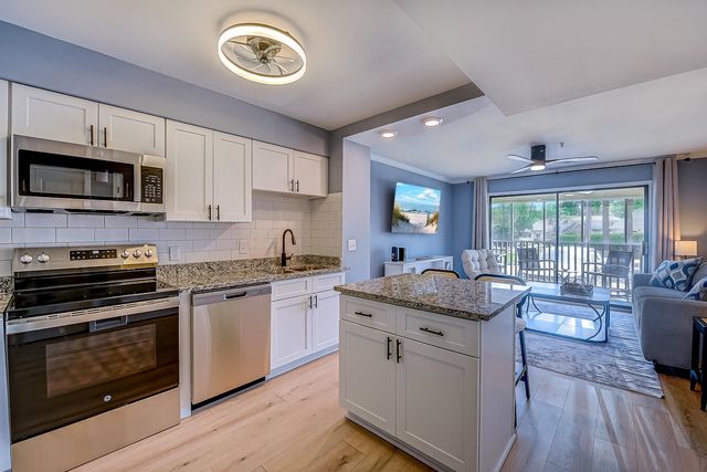 4350 Intercoastal Dr Apt 2102A, Little River, SC 29566