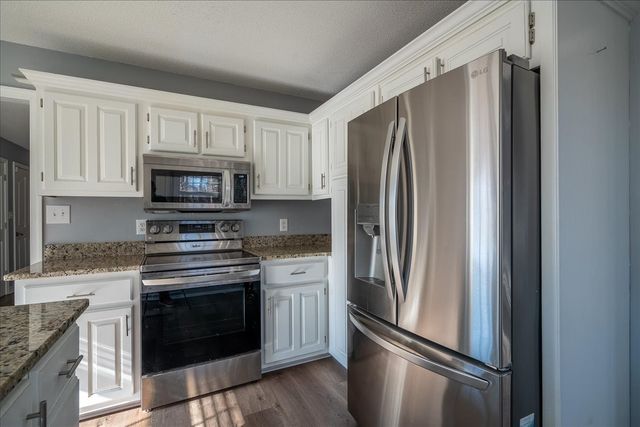 1126 Crowder Rd, Lawrenceburg, TN 38464