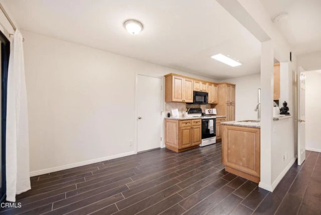 1124 Landsburn Circle, Westlake Village, CA 91361