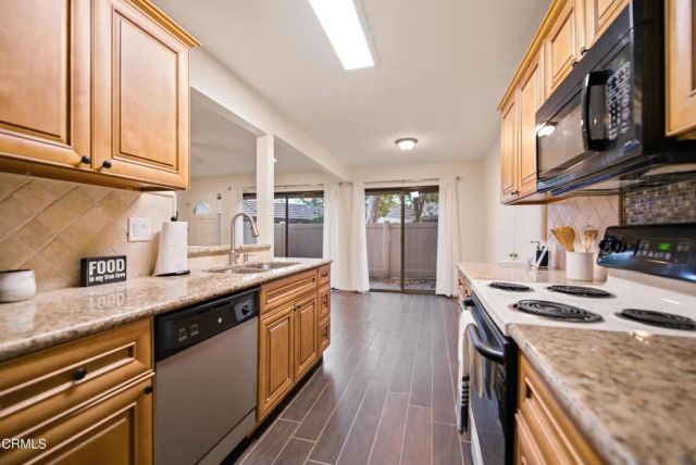 1124 Landsburn Circle, Westlake Village, CA 91361