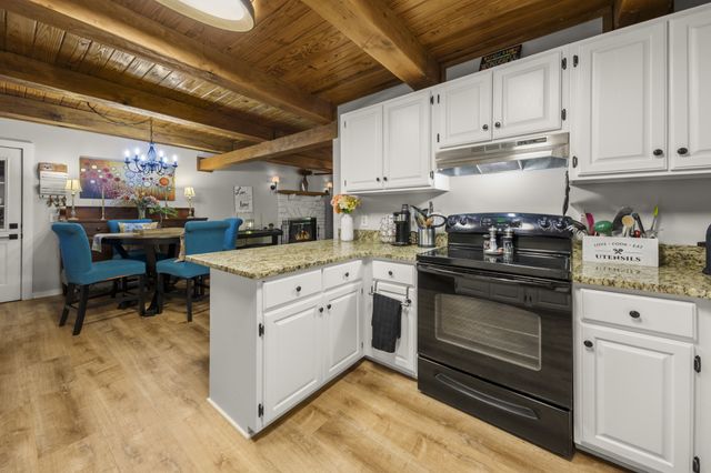 4536 Tanglewood Rd, Pegram, TN 37143