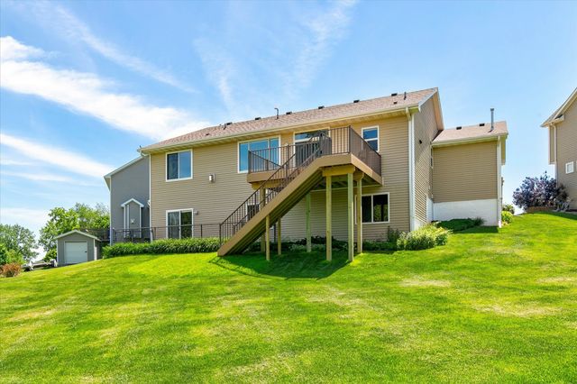 5912 NW 92nd Court, Johnston, IA 50131