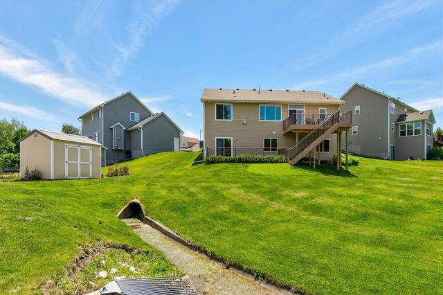 5912 NW 92nd Court, Johnston, IA 50131
