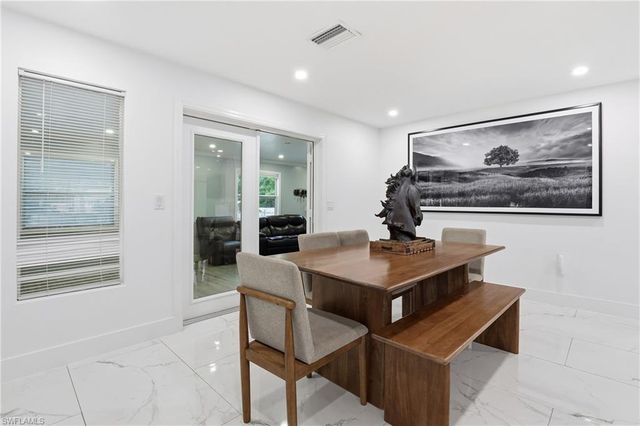 6005 Star Grass LN, Naples, FL 34116