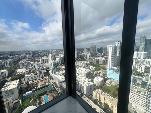 700 NE 24th 3501, Miami, FL 33137