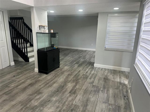 3263 NW 44th Street 6, Oakland Park, FL 33309