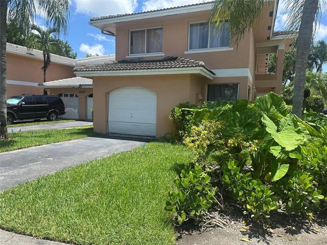 3263 NW 44th Street 6, Oakland Park, FL 33309