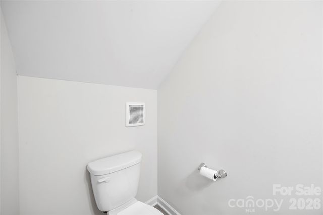 907 W Georgia Avenue, Bessemer City, NC 28016