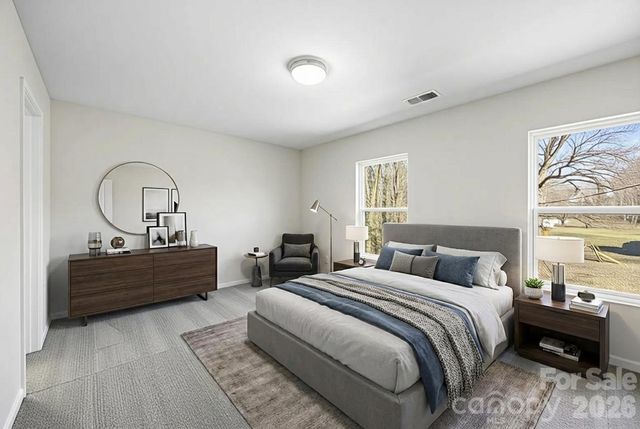 907 W Georgia Avenue, Bessemer City, NC 28016