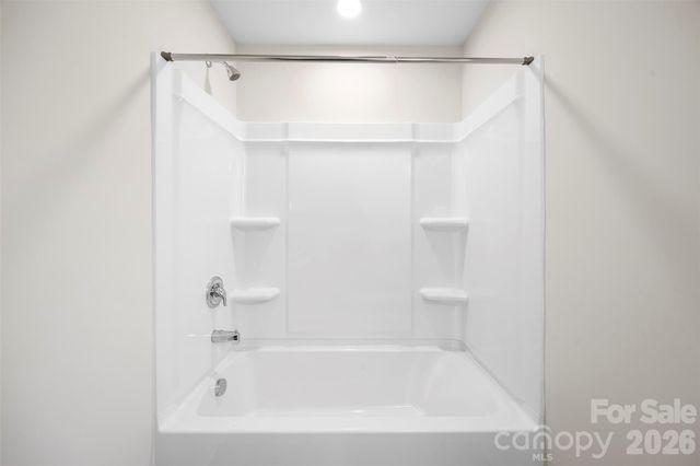 907 W Georgia Avenue, Bessemer City, NC 28016