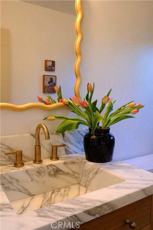 28443 Altamont Court, Lake Arrowhead, CA 92352