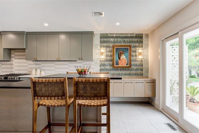 2334 NW 58th Circle, Oklahoma City, OK 73112