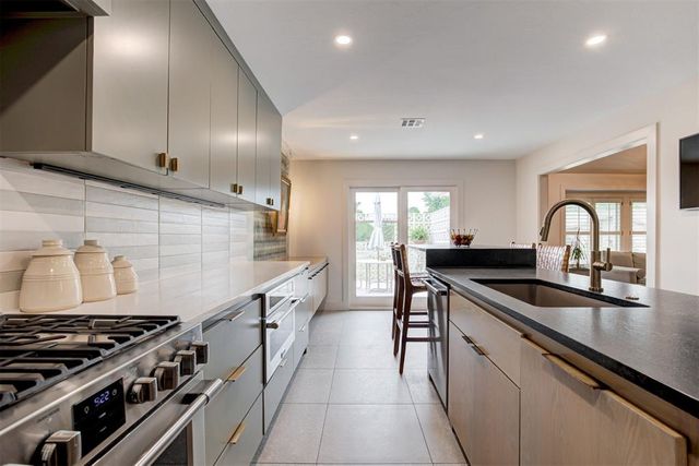 2334 NW 58th Circle, Oklahoma City, OK 73112