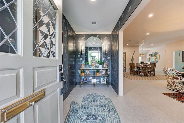 2334 NW 58th Circle, Oklahoma City, OK 73112