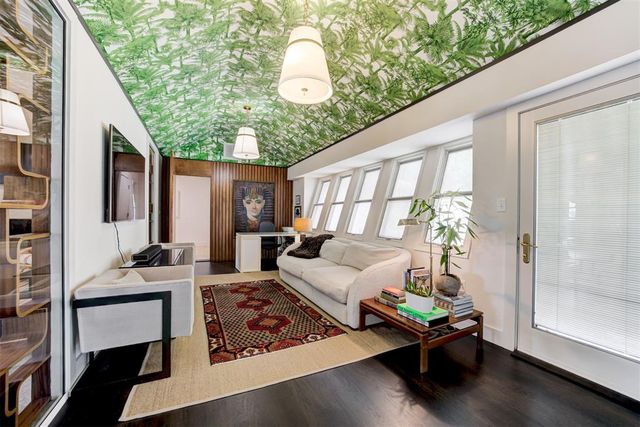 2334 NW 58th Circle, Oklahoma City, OK 73112