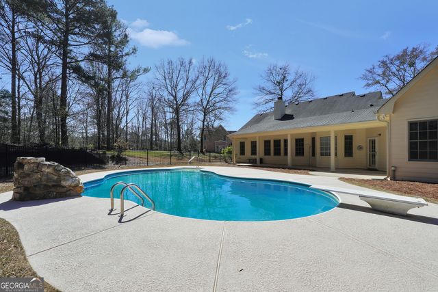 65 Oak Lane, Oxford, GA 30054