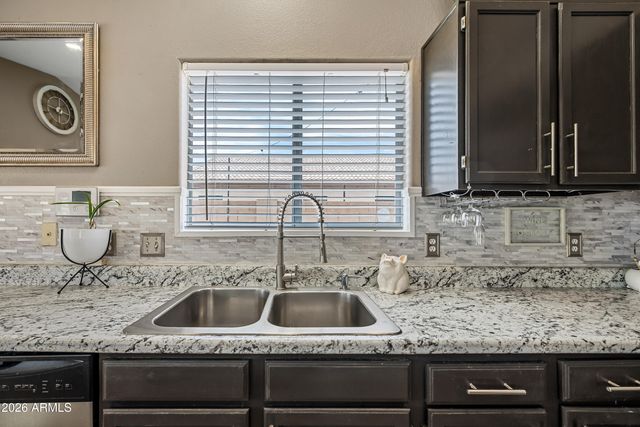 3223 W SALTER Drive, Phoenix, AZ 85027