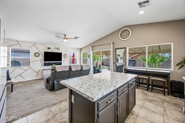 3223 W SALTER Drive, Phoenix, AZ 85027