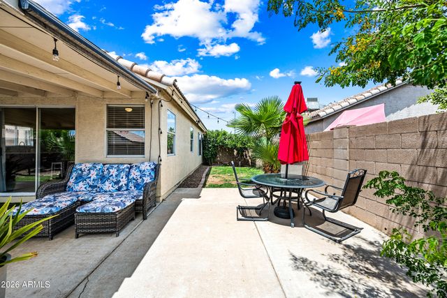 3223 W SALTER Drive, Phoenix, AZ 85027