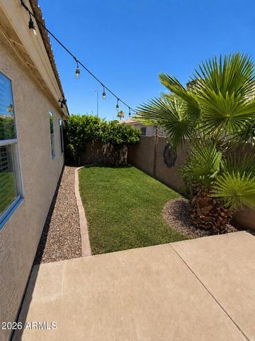 3223 W SALTER Drive, Phoenix, AZ 85027