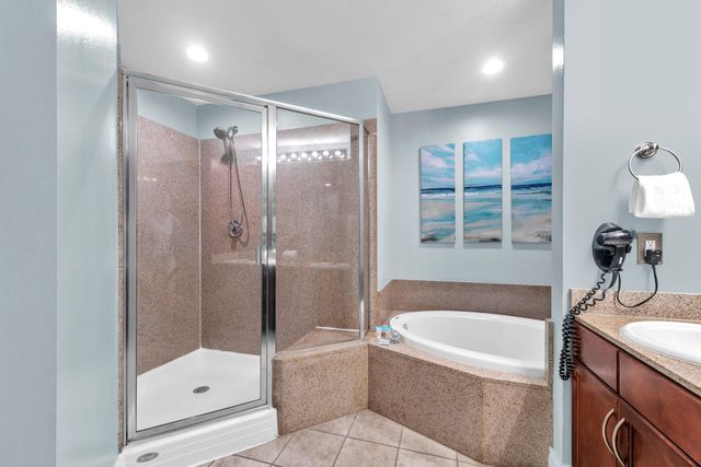 9860 S Thomas Drive, UNIT 1110, Panama City Beach, FL 32408