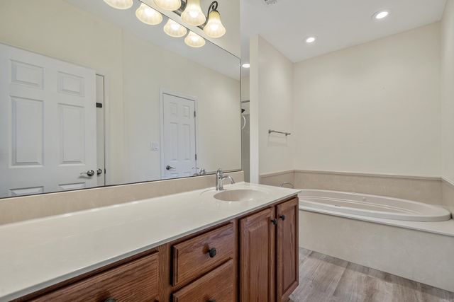 126 Bay Ridge Loop, Hot Springs, AR 71901