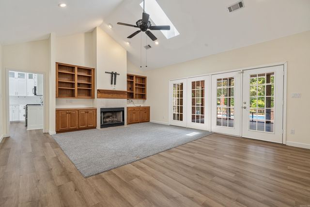 126 Bay Ridge Loop, Hot Springs, AR 71901