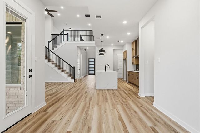 1204 Blue Moon Drive, Georgetown, TX 78628